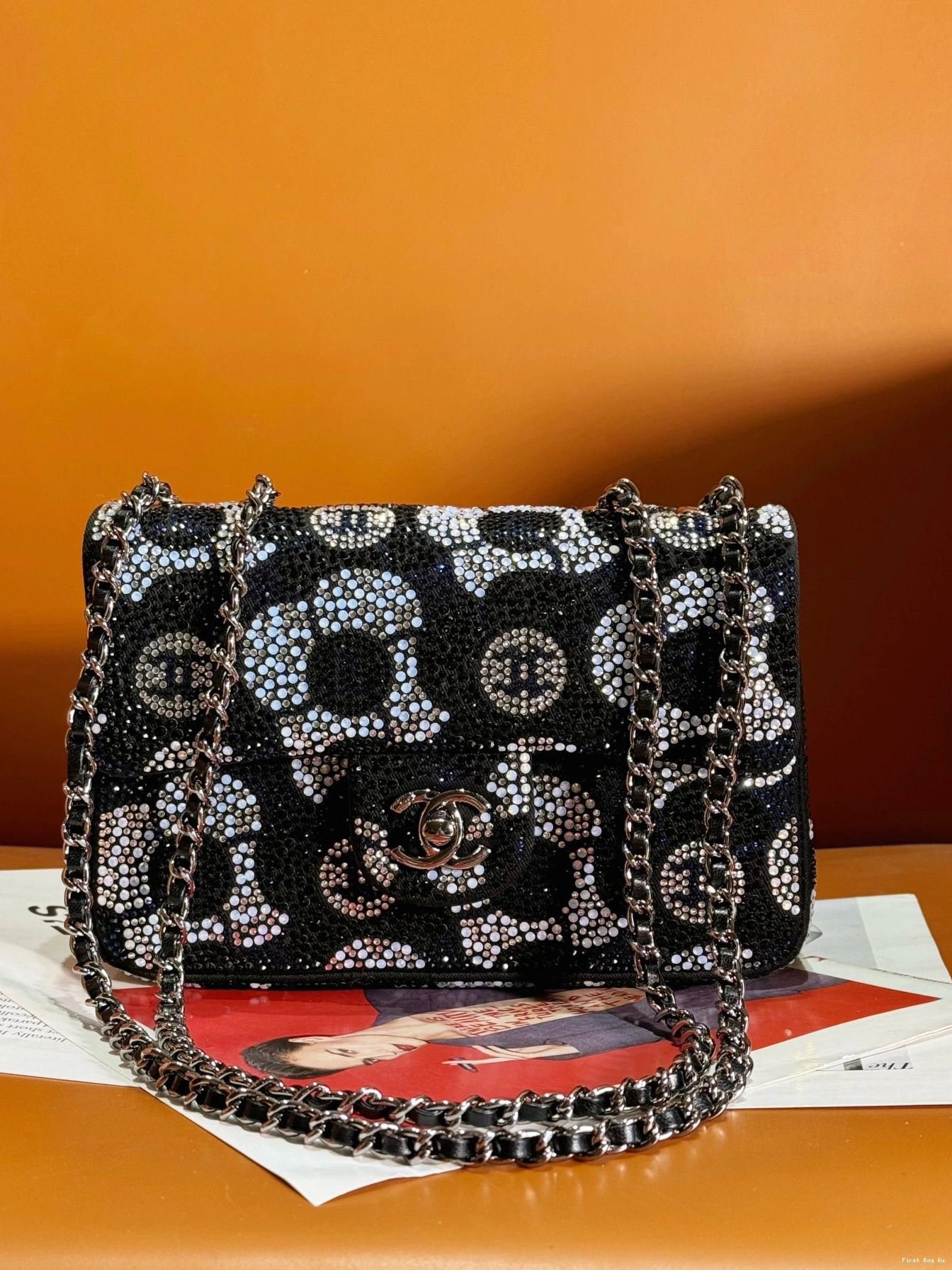Firstbag Ru CHANEL FLAP BAG 20CM 0808